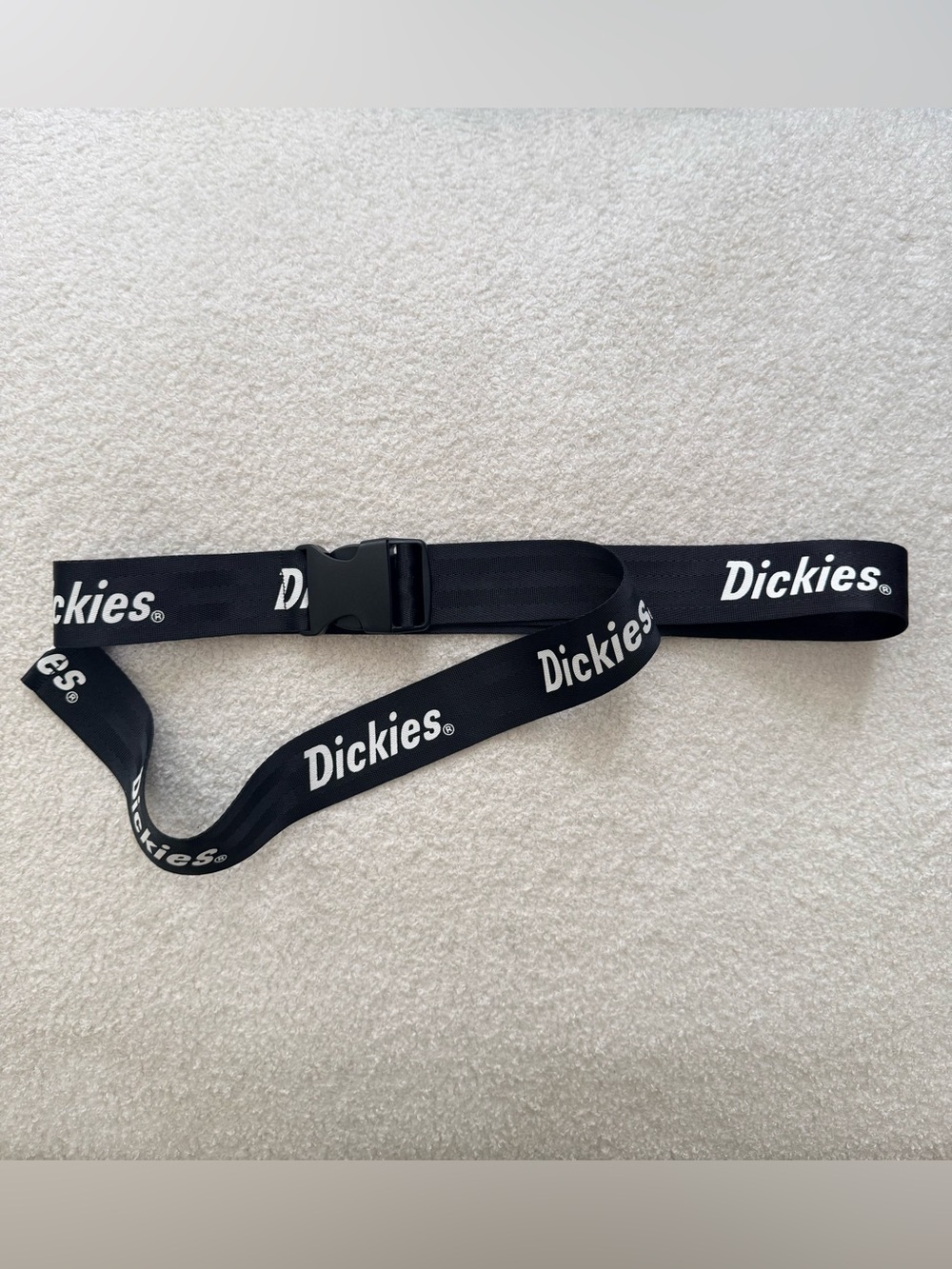 NWOT Dickies Black and White Logo Adjustable Webbing Belt with Plastic Buckle M